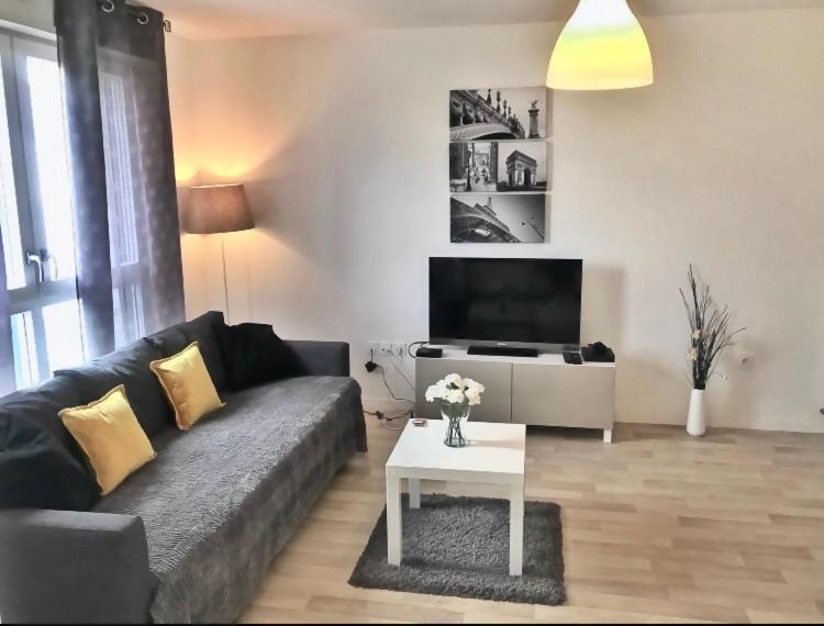Beautiful 3 Bedroom Flat 8-9 Persons Ivry-sur-Seine Exterior photo